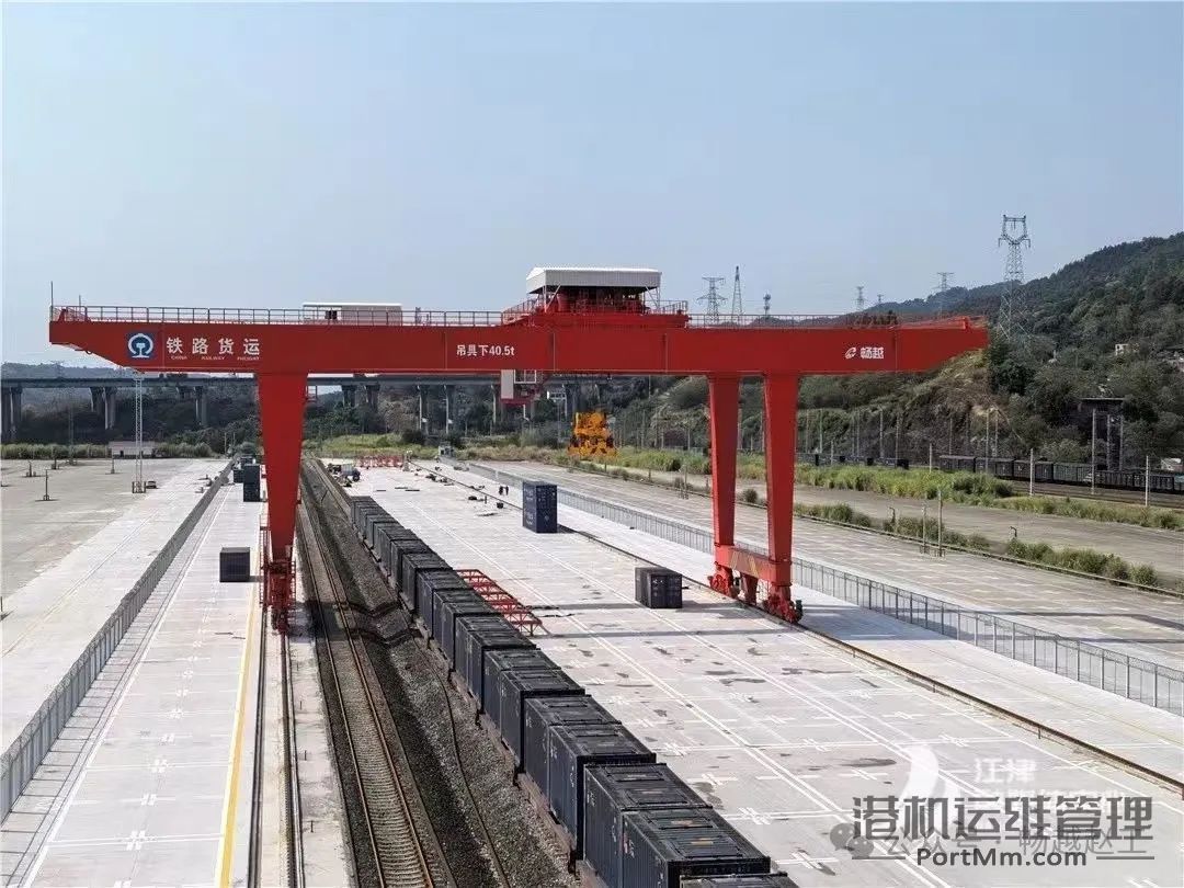 起重机的取物装置吊钩-吊具-抓斗