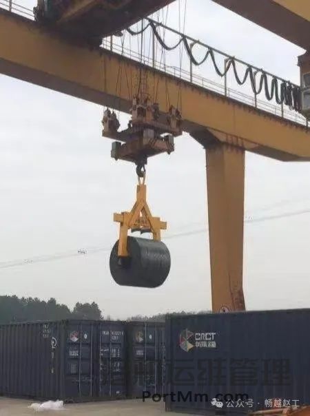 起重机的取物装置吊钩-吊具-抓斗