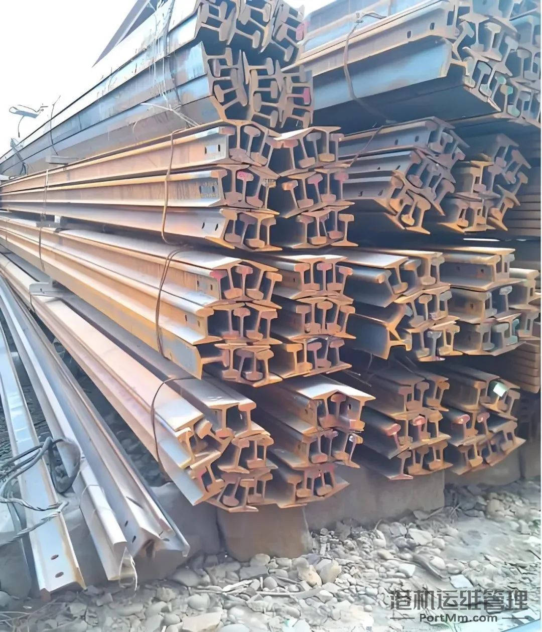 小吨位起重机常用的4种P型热轧轻轨