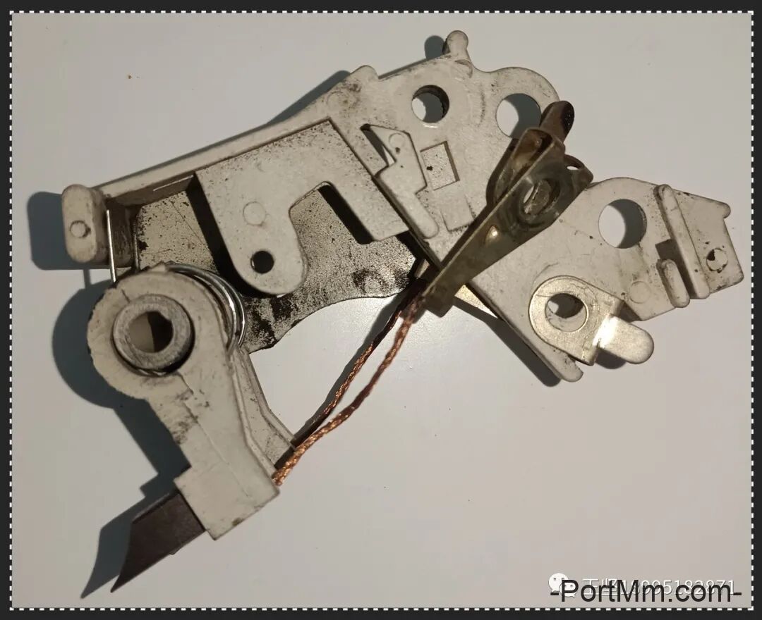 硅整流发电机与电压调节器