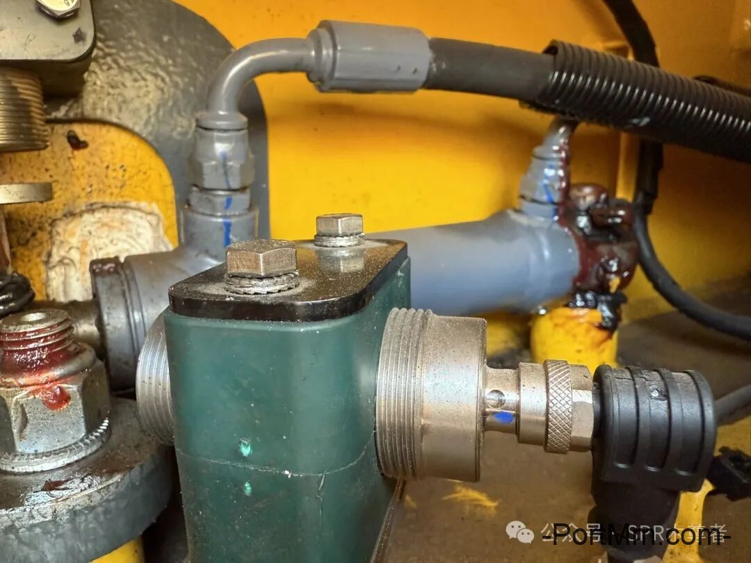 图说 | 吊具保养标准——吊具旋锁方箱