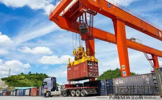 如何选择龙门吊的整机供电形式（一）